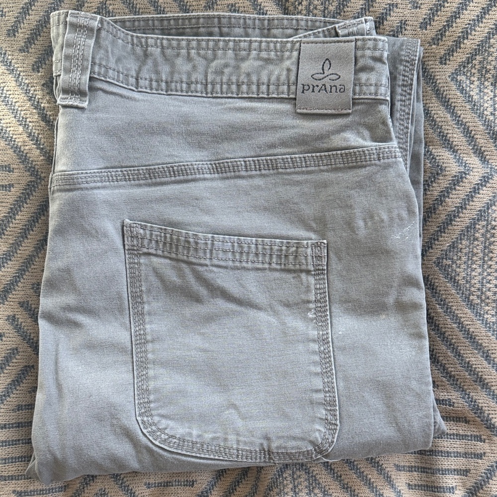 Prana Men’s Light Gray Relaxed Pants